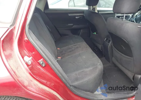 2014 Nissan Altima 2.5 Sv z USA, uszkodzony, nr VIN 1N4AL3AP1EN240621